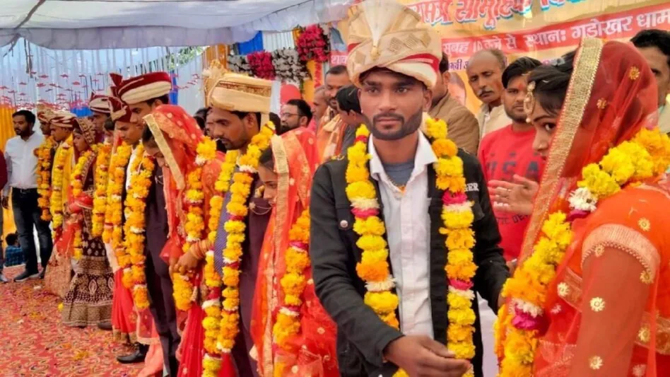 6835a76f702f2 chief ministers mass marriage scheme file photo 275209588 16x9